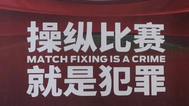 国产午夜亚洲精品第一区
