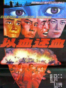 女人趴下脱了内裤光着被调教